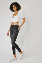 Load image into Gallery viewer, KanCan Black Wash Jeans
