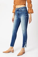 Load image into Gallery viewer, KanCan Jeans - Briggs High Rise
