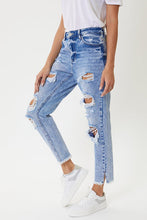 Load image into Gallery viewer, KanCan - Ryann Super High Rise Boyfriend Jean
