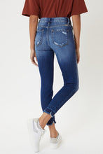 Load image into Gallery viewer, KanCan Jeans - Stella High Rise
