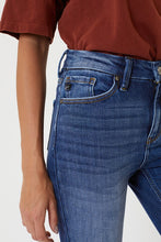 Load image into Gallery viewer, KanCan Jeans - Stella High Rise
